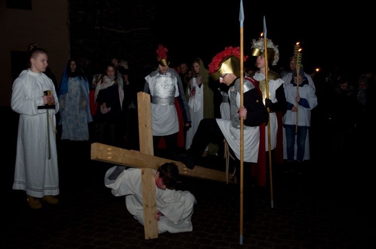 Droga Krzyżowa w Kamieńcu Ząbkowickim