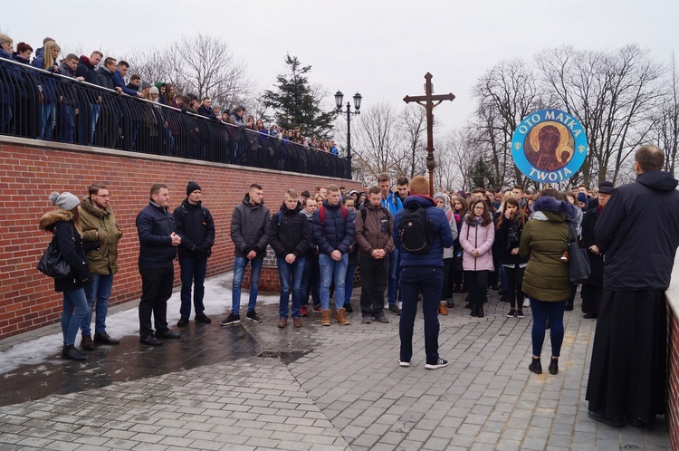 Pielgrzymka maturzystów na Jasną Górę