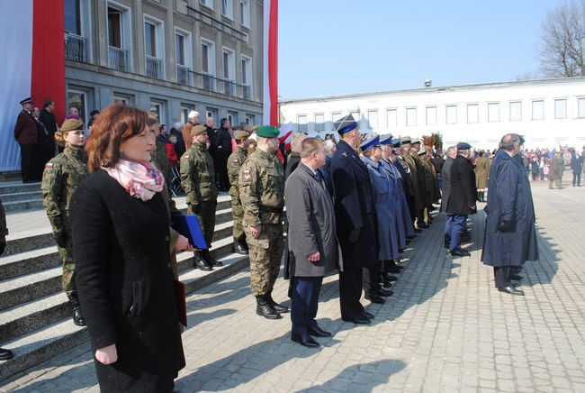 Przysięga żołnierzy obrony terytorialnej w Stalowej Woli