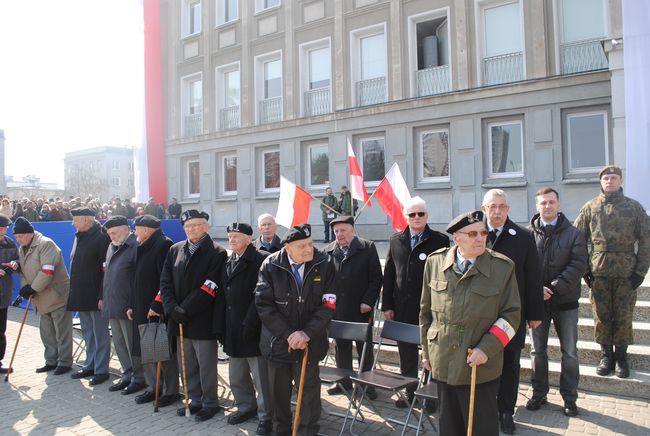 Przysięga żołnierzy obrony terytorialnej w Stalowej Woli