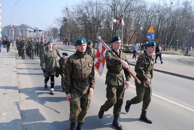 Przysięga żołnierzy obrony terytorialnej w Stalowej Woli