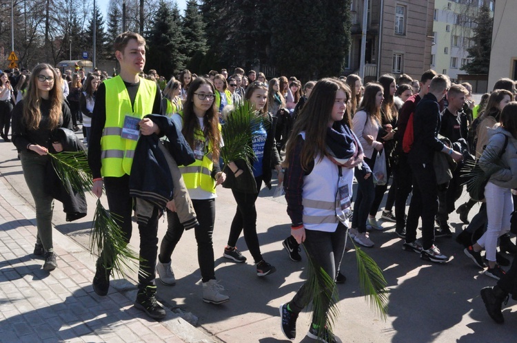 Droga Krzyżowa ulicami miasta