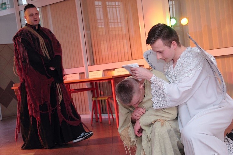 Misterium Męki Pańskie w więzieniu