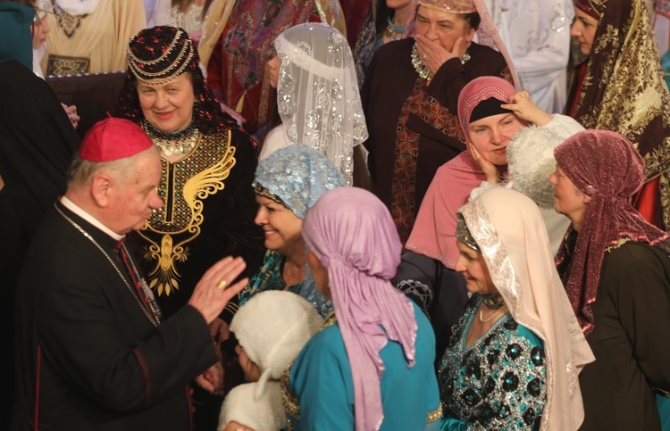 Jubilat bp Tadeusz Rakoczy odznaczony w Cieszynie