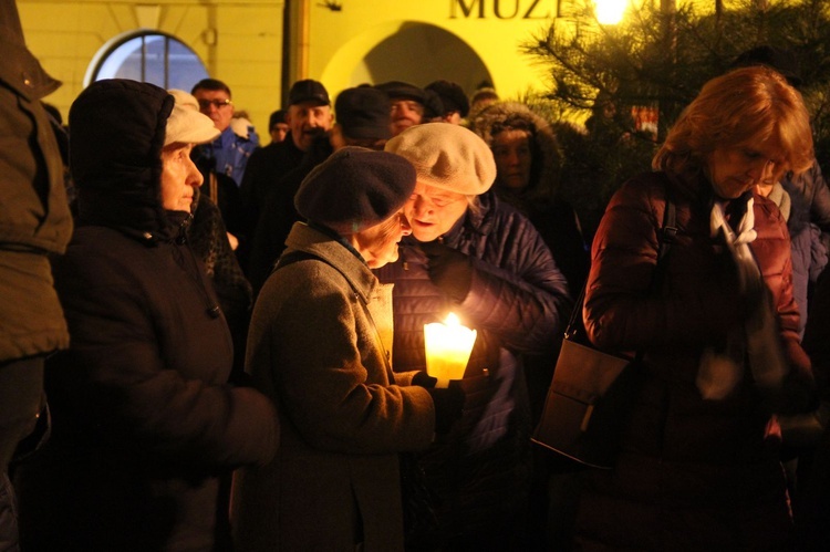 Droga Krzyżowa ulicami Tarnowa