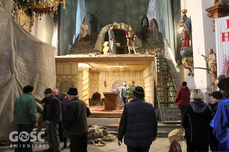 Bobolicach koło Ząbkowic Śląskich jest największy Grób Pański