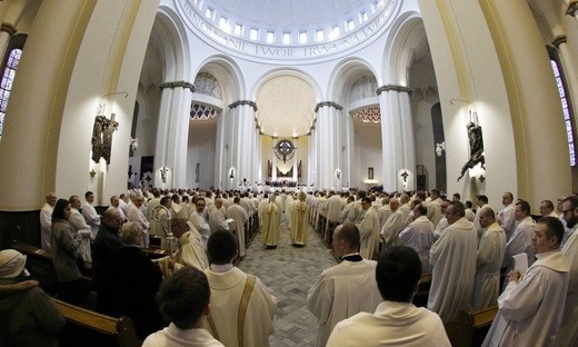 Msza Krzyżma świętego w katedrze