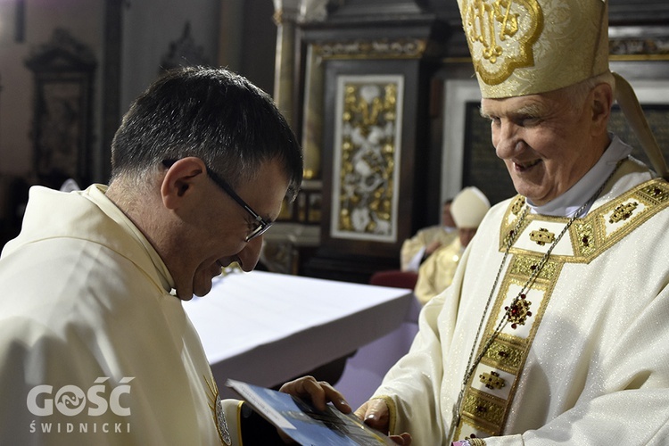 Msza Krzyżma w katedrze świdnickiej