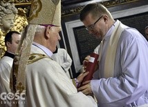 Hołd radosnej wdzięczności