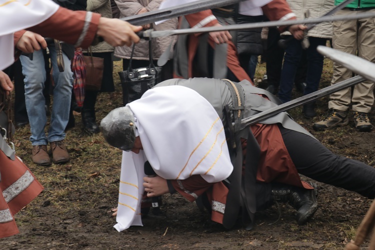 Wielki Czwartek na kalwaryjskim wzgórzu w Piekarach Śl.