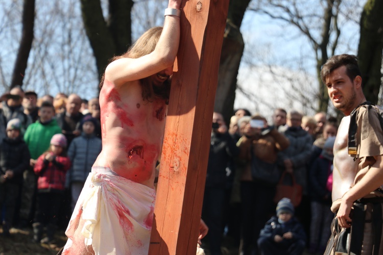 Wielki Piątek na wzgórzu kalwarii