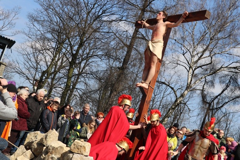 Wielki Piątek na wzgórzu kalwarii