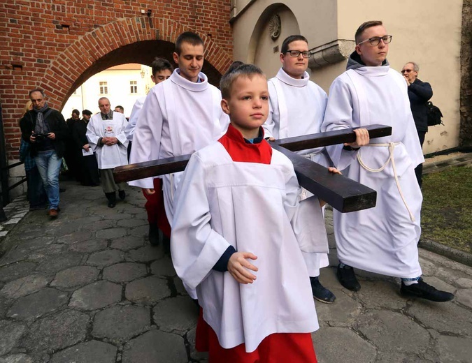 Nabożeństwo Drogi Krzyżowej na krakowskim Kazimierzu