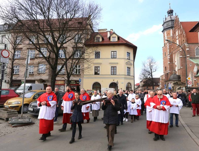 Nabożeństwo Drogi Krzyżowej na krakowskim Kazimierzu