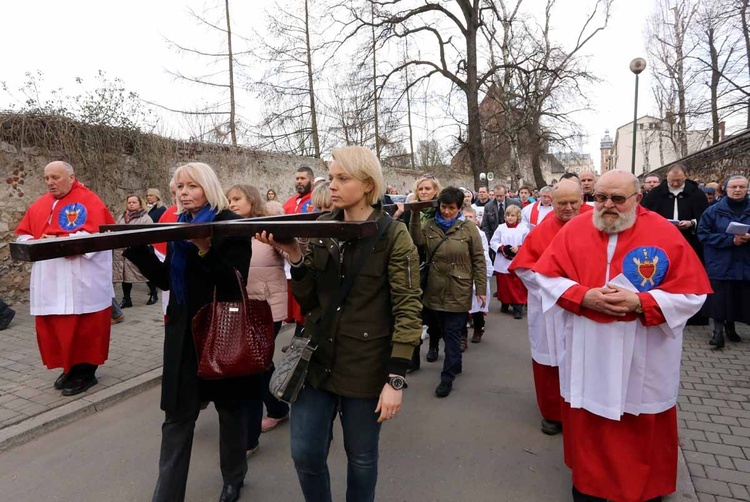 Nabożeństwo Drogi Krzyżowej na krakowskim Kazimierzu