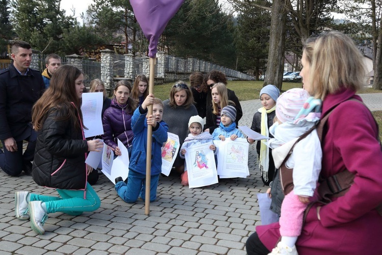 Triduum Paschalne w Bystrej - Wielki Piątek