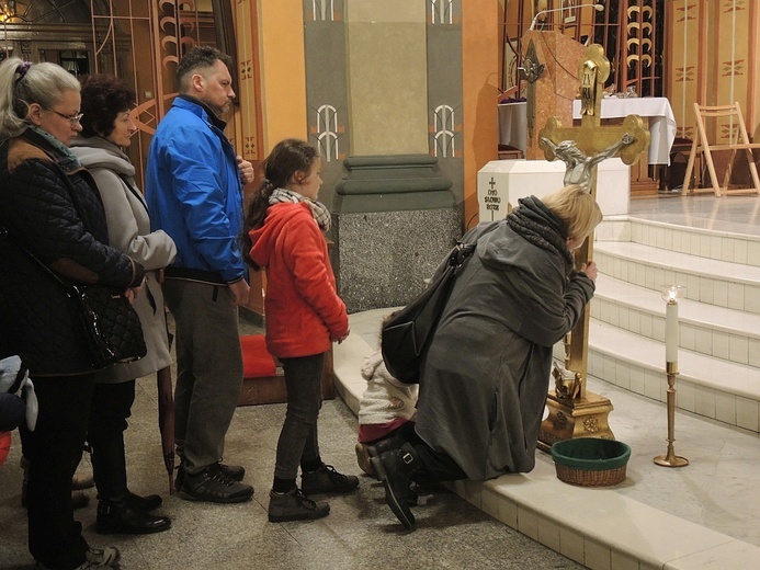 Wielki Piątek w bielskiej katedrze 2018