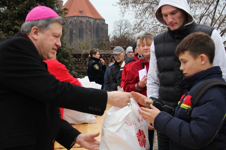 Swięconka dla 250 ubogich