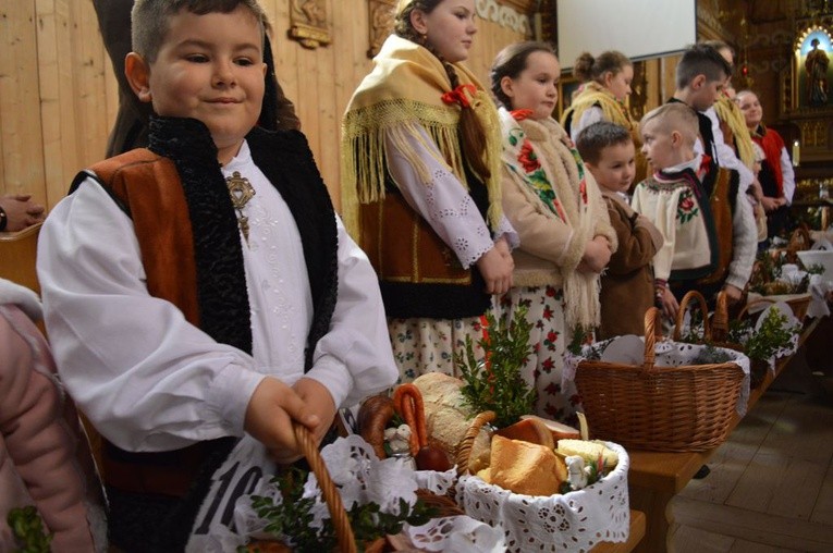 Święcenie pokarmów w Miętustwie i w Witowie