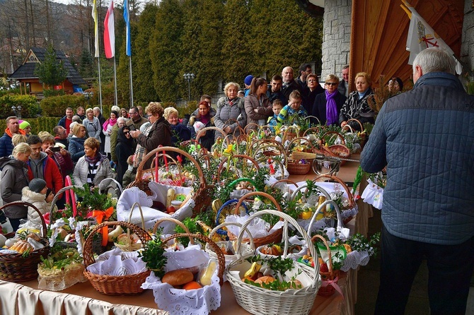 Góralska warta przy grobie