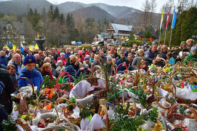 Góralska warta przy grobie