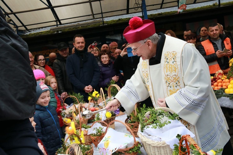 Święcenie pokarmów wielkanocnych w Krakowie 2018