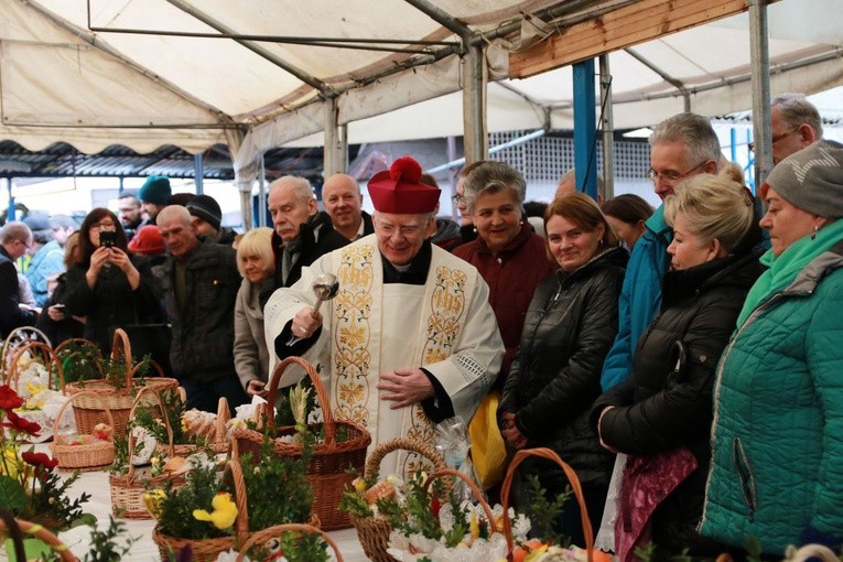 Święcenie pokarmów wielkanocnych w Krakowie 2018