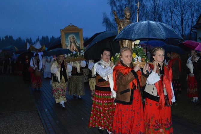 Poranna rezurekcja w Miętustwie