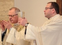 Śniadanie wielkanocne w Domu Miłosierdzia
