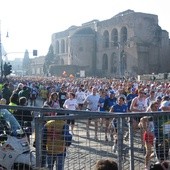 Watykańscy zawodnicy pobiegną w Maratonie Rzymskim 