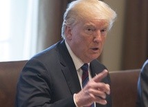Trump zapowiada, że wyśle armię na granicę z Meksykiem