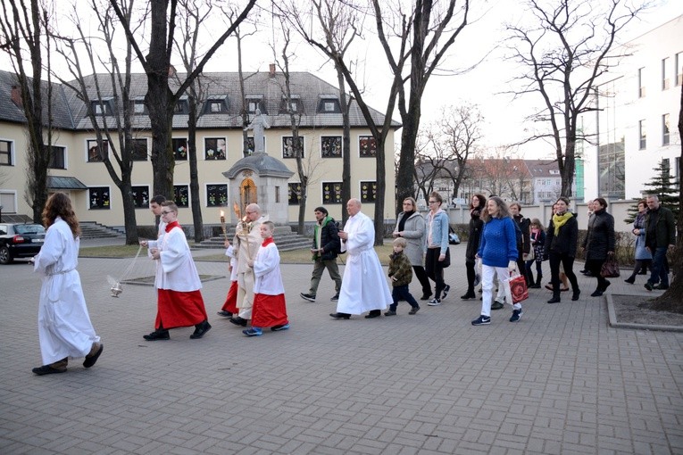 Dzielą się spotkaniem ze Zmartwychwstałym