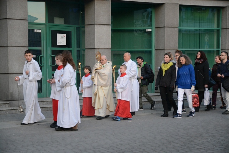 Dzielą się spotkaniem ze Zmartwychwstałym