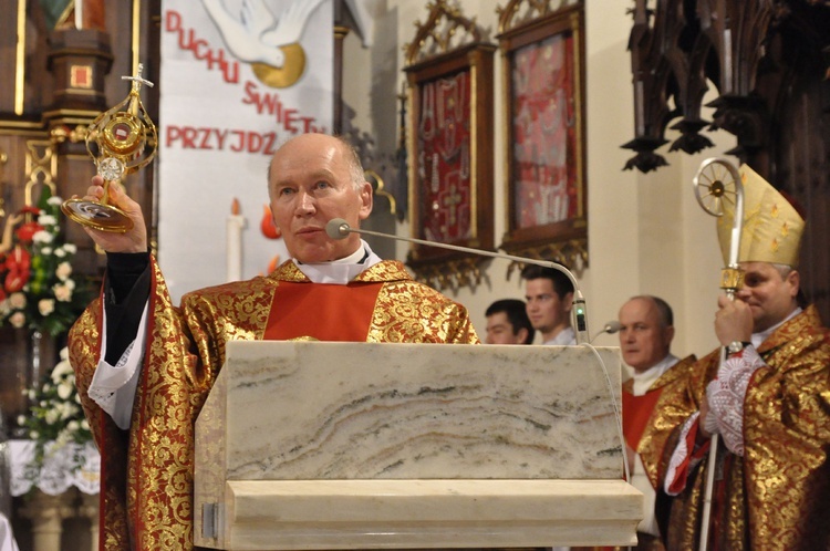 Bierzmowanie w Ciężkowicach