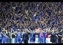 Euro 2016 Viking clapping of Iceland fans