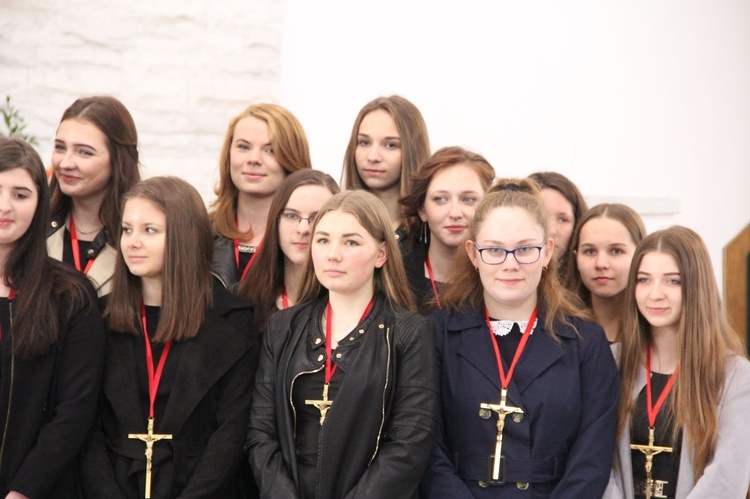 Bierzmowanie w Męcinie