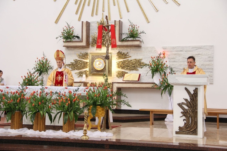 Bierzmowanie w Męcinie