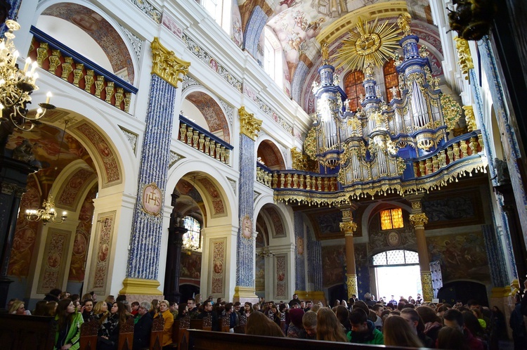 Pielgrzymka maturzystów do Świętej Lipki