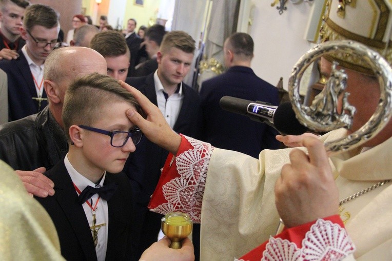 Bierzmowanie w Limanowej, cz. I