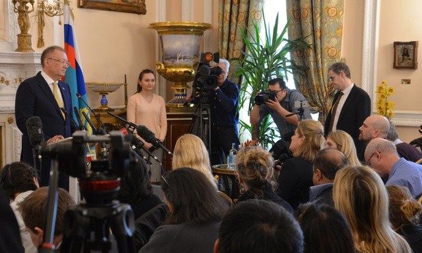 Ambasador W. Brytanii: Rosja ma 24 teorie wskazujące sprawców, a my tylko jedną