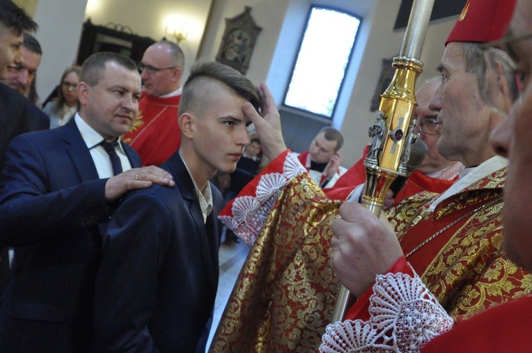 Bierzmowanie w Nowym Sączu-Zawadzie