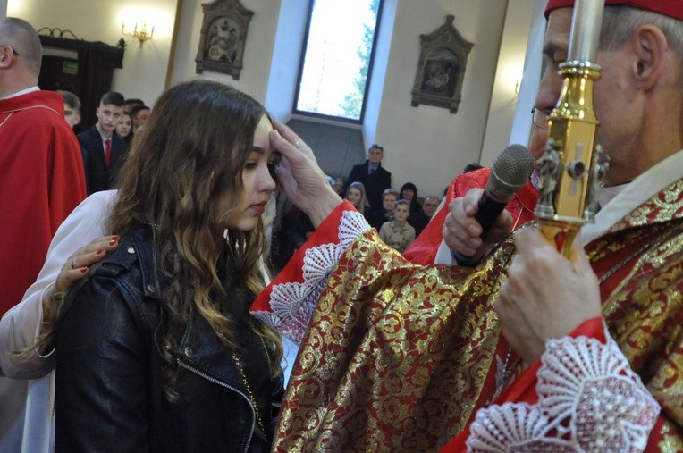 Bierzmowanie w Nowym Sączu-Zawadzie