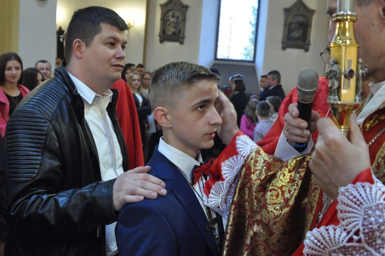 Bierzmowanie w Nowym Sączu-Zawadzie