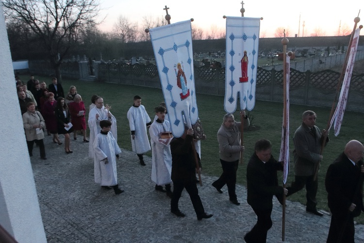 Procesja i otwarcie wrót