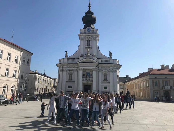 Róża dla Jezusa Miłosiernego w Wadowicach