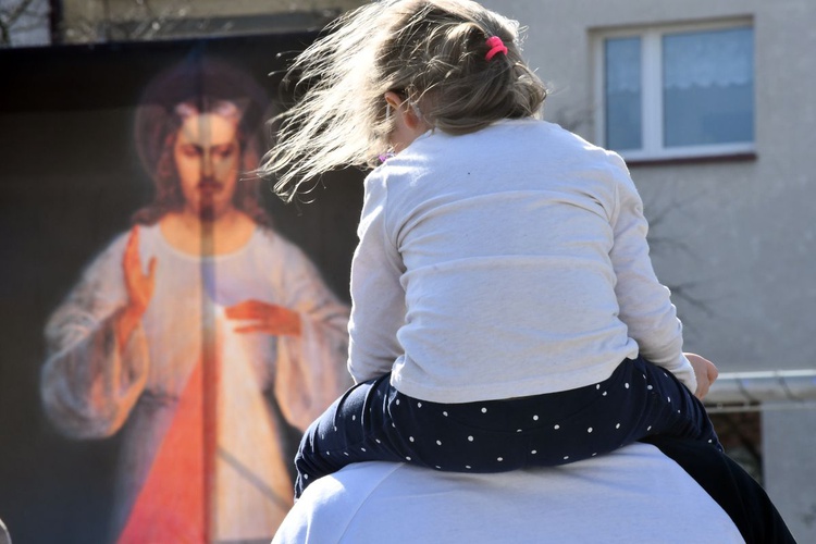 Koronka do Bożego Miłosierdzia w centrum Koszalina