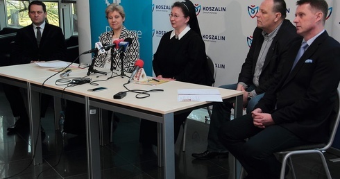 Patriotycznie i charytatywnie