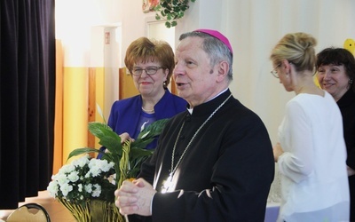  Bp. Henrykowi Tomasikowi za obecność dziękowała Lucyna Wiśniewska
