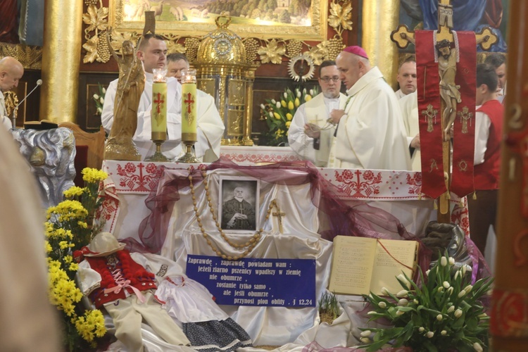 Pogrzeb śp. ks. prał. Jerzego Patalonga w Istebnej