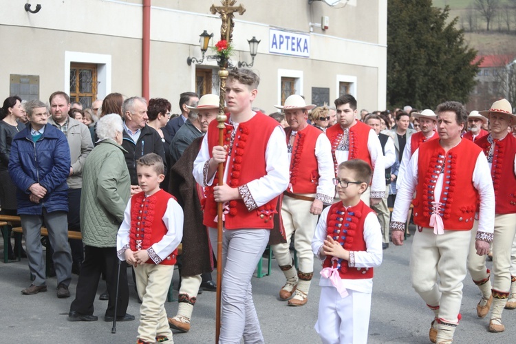 Pogrzeb śp. ks. prał. Jerzego Patalonga w Istebnej